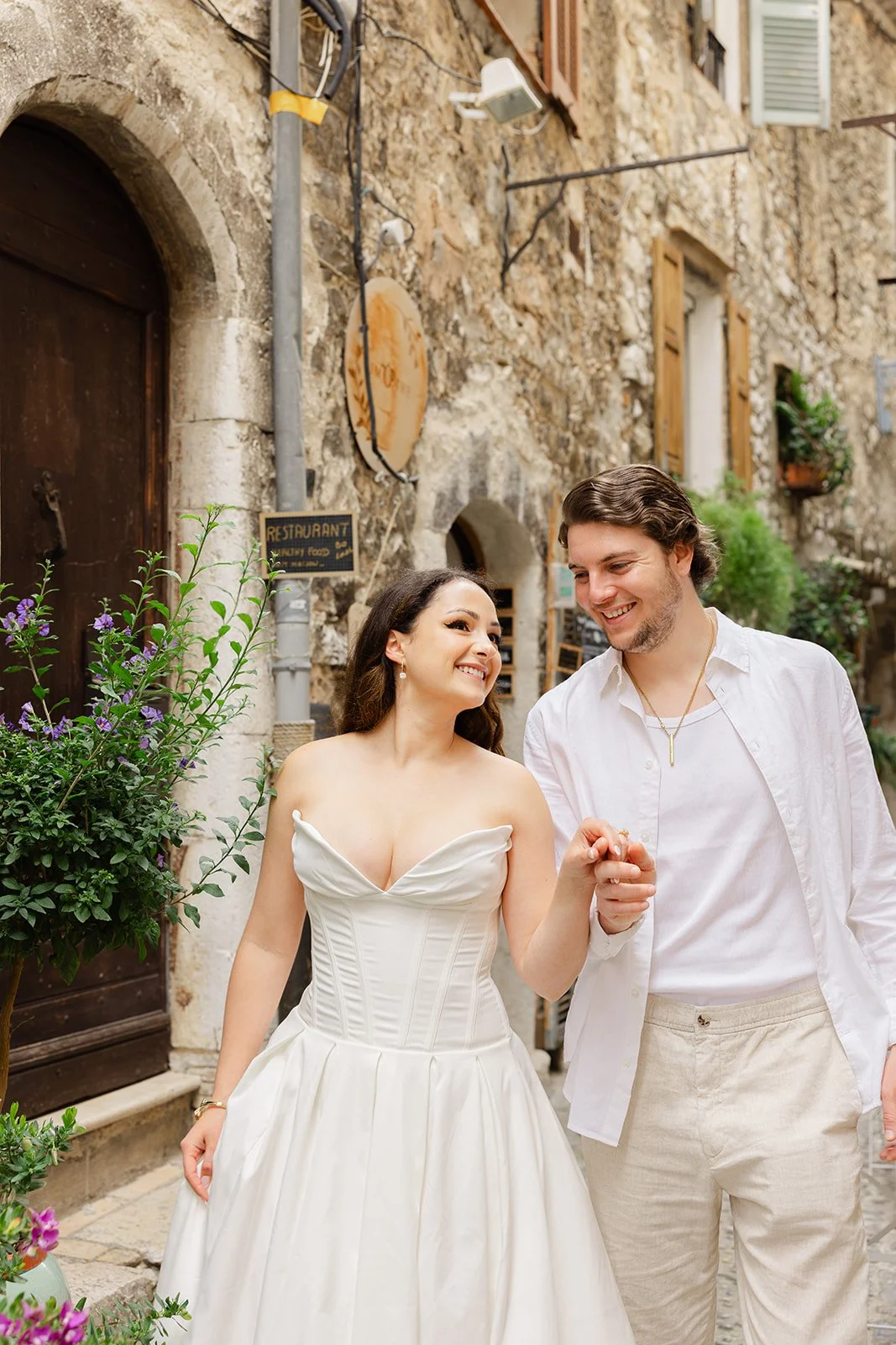 A Beautiful Engagement Photoshoot in Provence, France