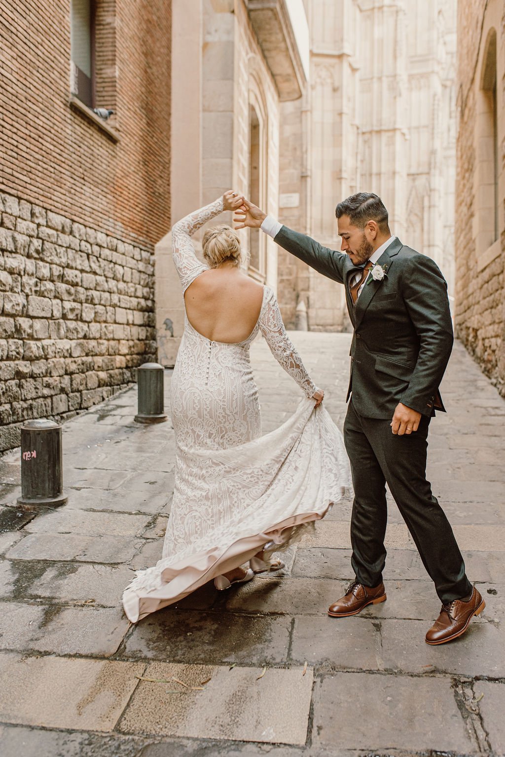 elopement-barcelona-intimate-ceremony92.jpg