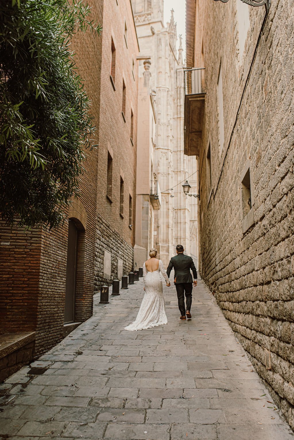 elopement-barcelona-intimate-ceremony91.jpg