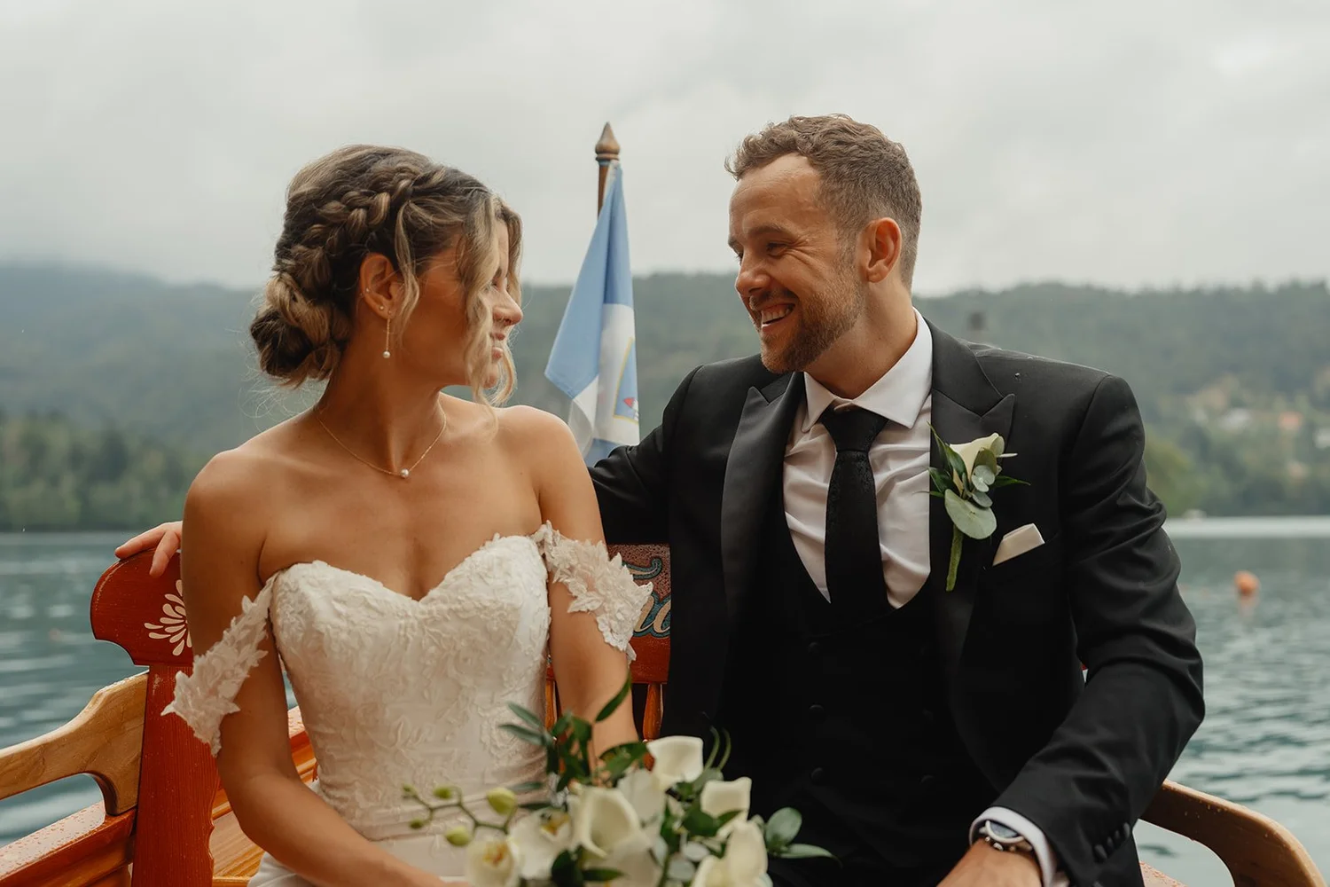 JenaLuke_Lake_Bled_elopement (301).jpg