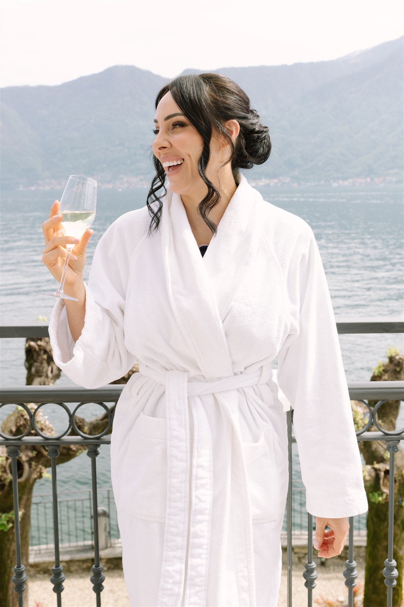 RebeccaChris-VillaBalbianelloWedding_0007.jpg