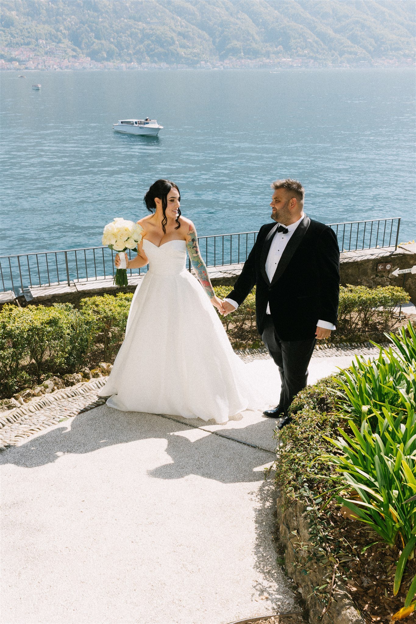 RebeccaChris-VillaBalbianelloWedding_0085.jpg