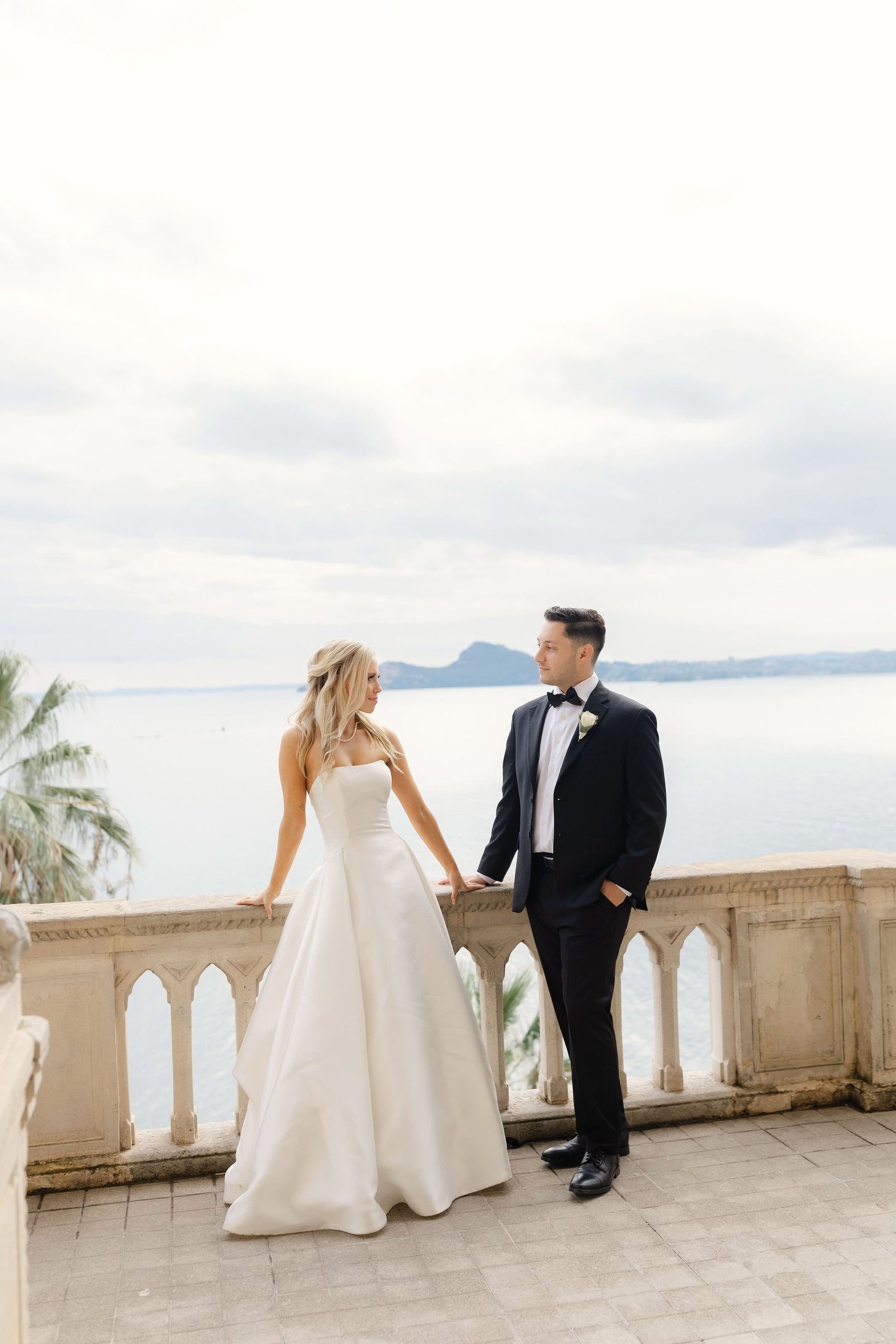 wedding lake elopement