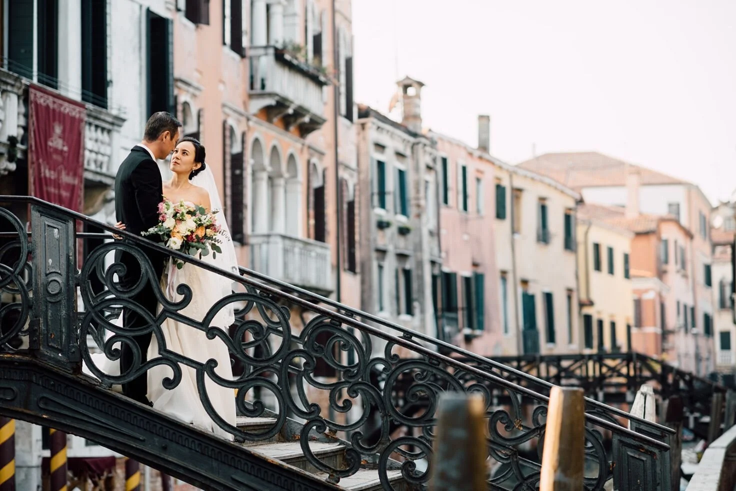 venice-elopement-ceremony-planning-destination-wedding-in-italy5.jpeg
