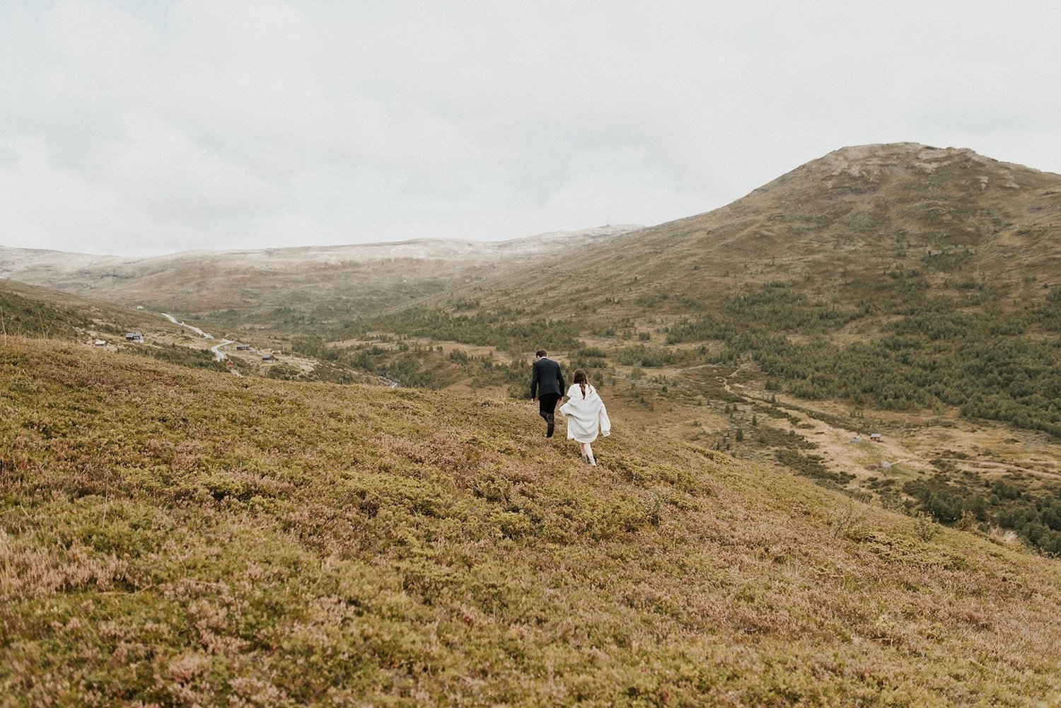 adventurous-norway-elopement-wedding-photographer-55.jpg