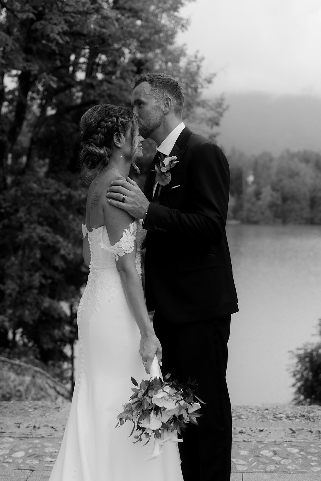 JenaLuke_Lake_Bled_elopement (392).jpg