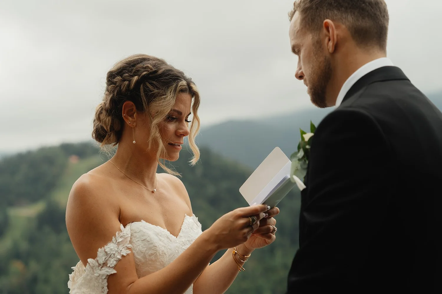 JenaLuke_Lake_Bled_elopement (230).jpg