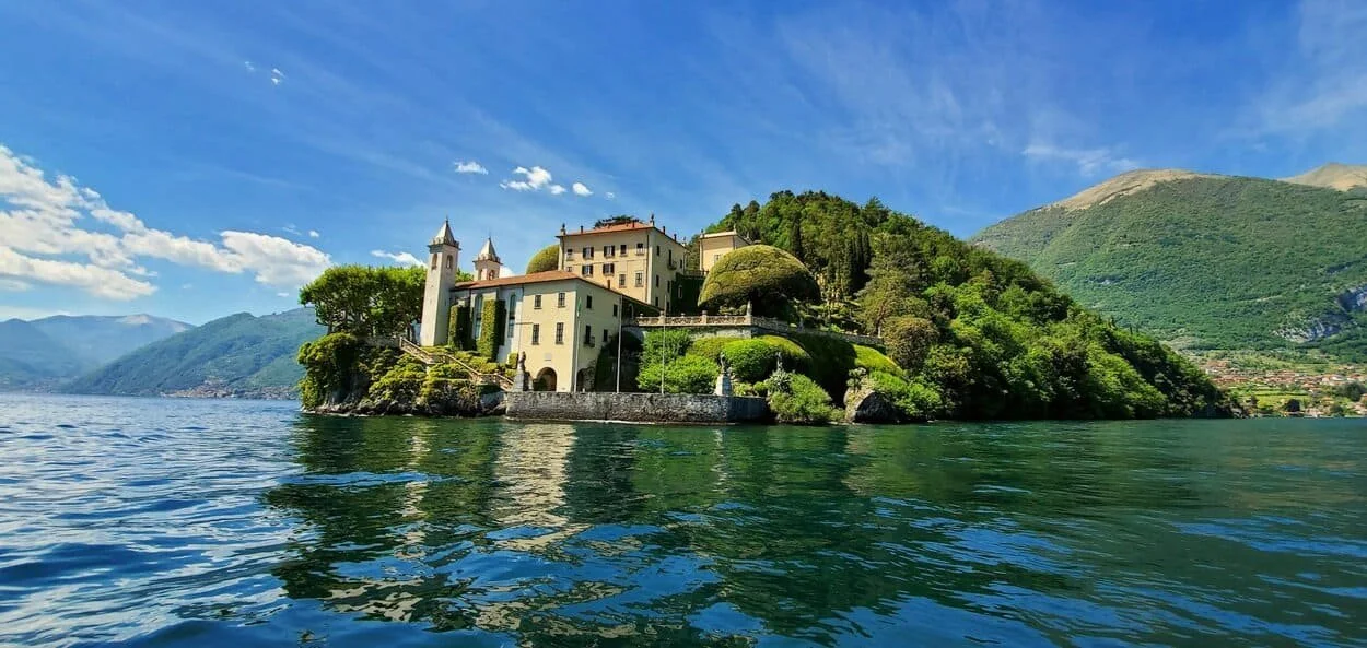 lake como - elopement packages in italy - Elope in Italy - Elopement packages italy - wedding packages in italy - Italy wedding elopement packages - elopement in italy 