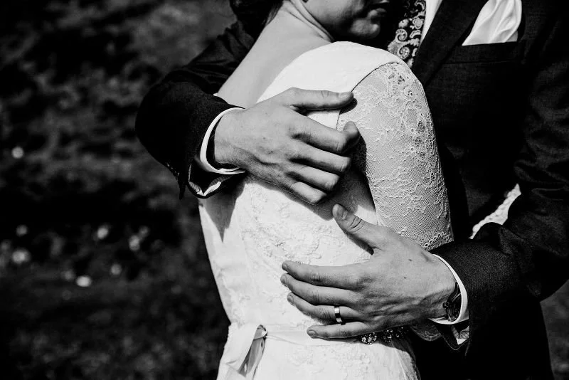 Christa-Cole-by-Liana-Mitrea-elopement-Skye-Scotland-240419-BW-0188.jpg