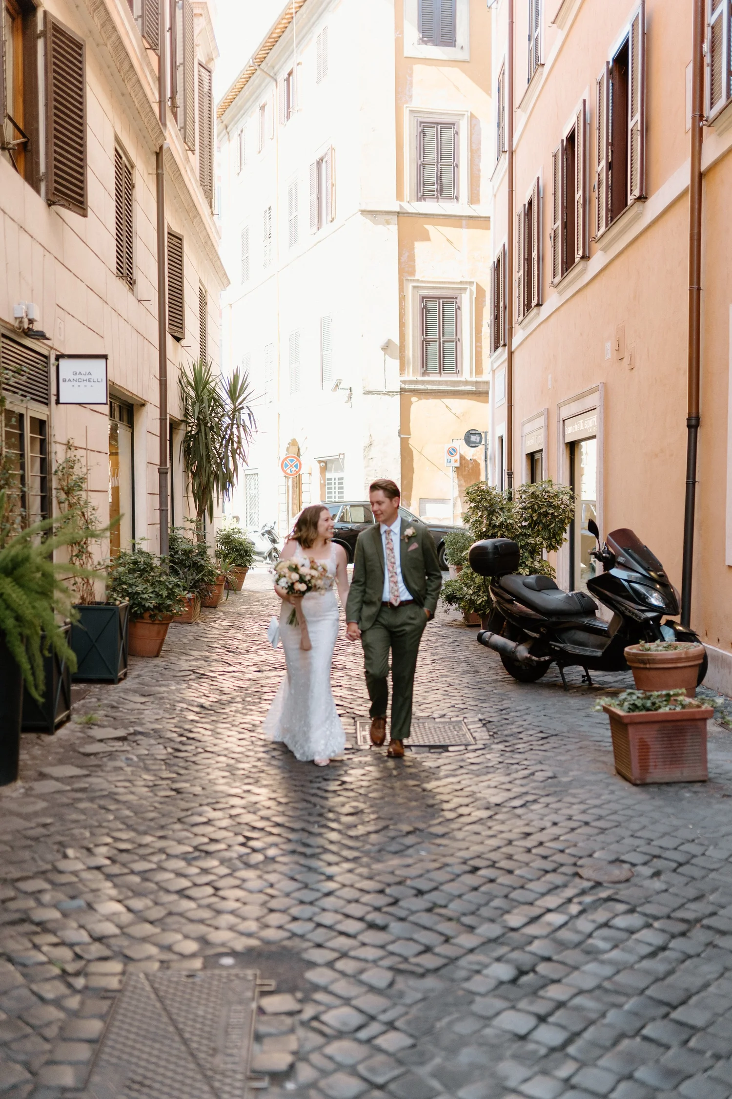 Madeline_26BlakeRomeElopement_0172.jpg
