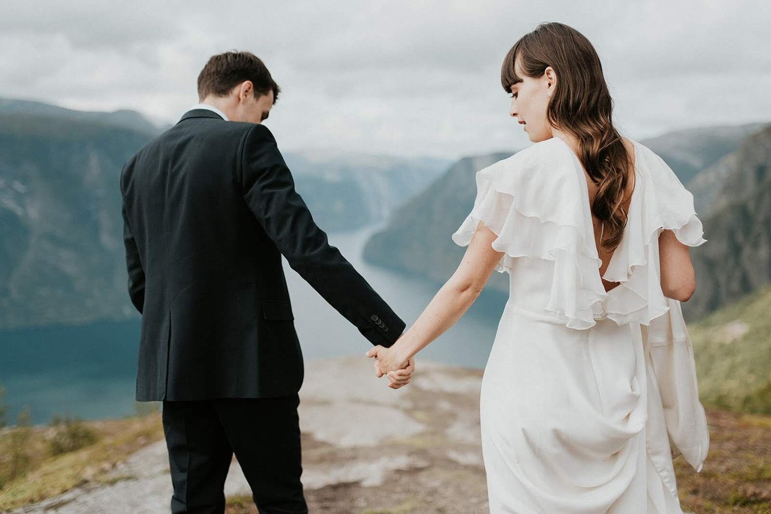 elopement ceremony in norway