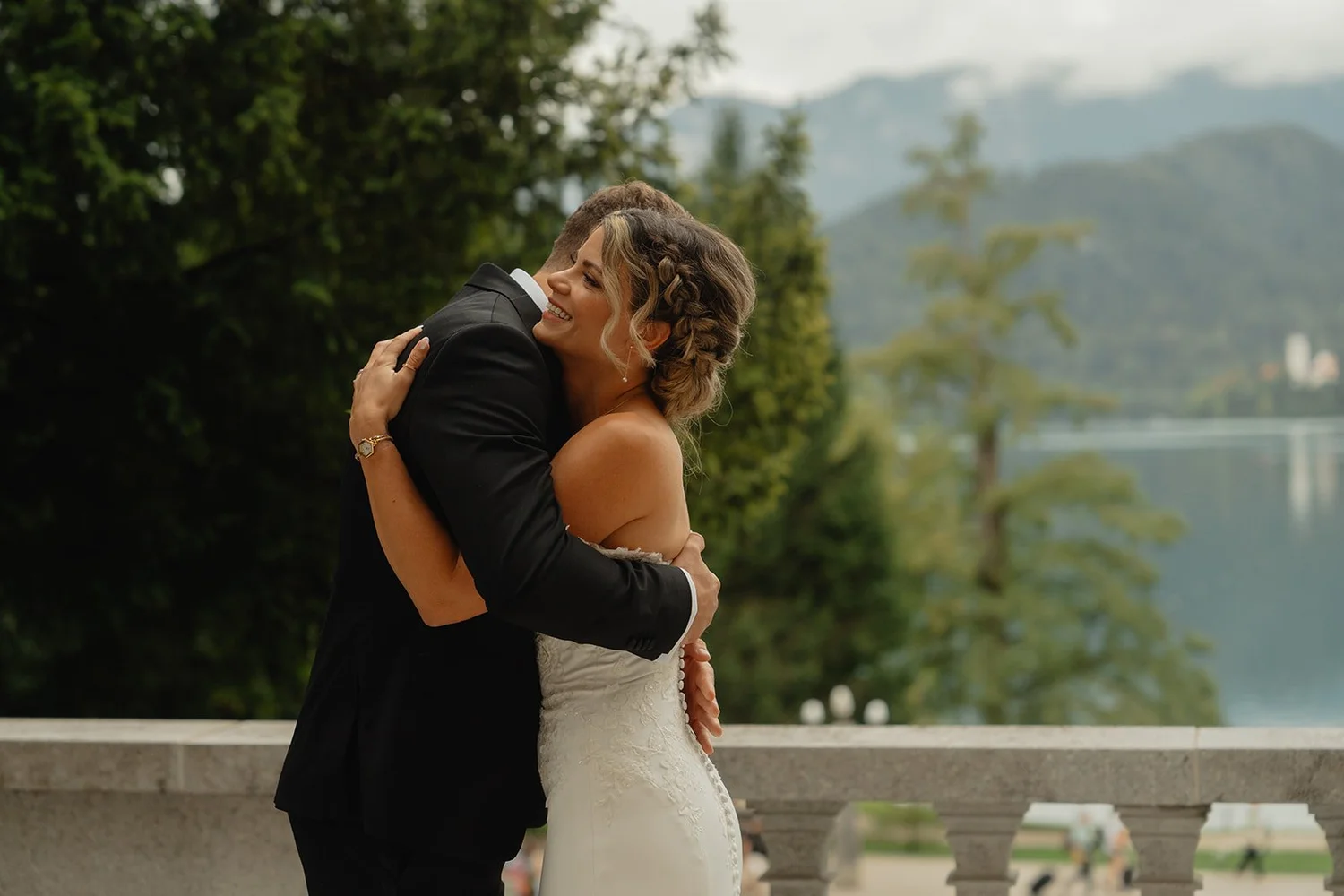 JenaLuke_Lake_Bled_elopement (83).jpg