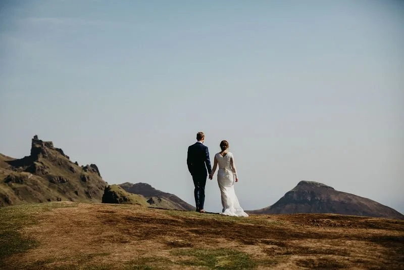 Christa-Cole-by-Liana-Mitrea-elopement-Skye-Scotland-240419-0276.jpg