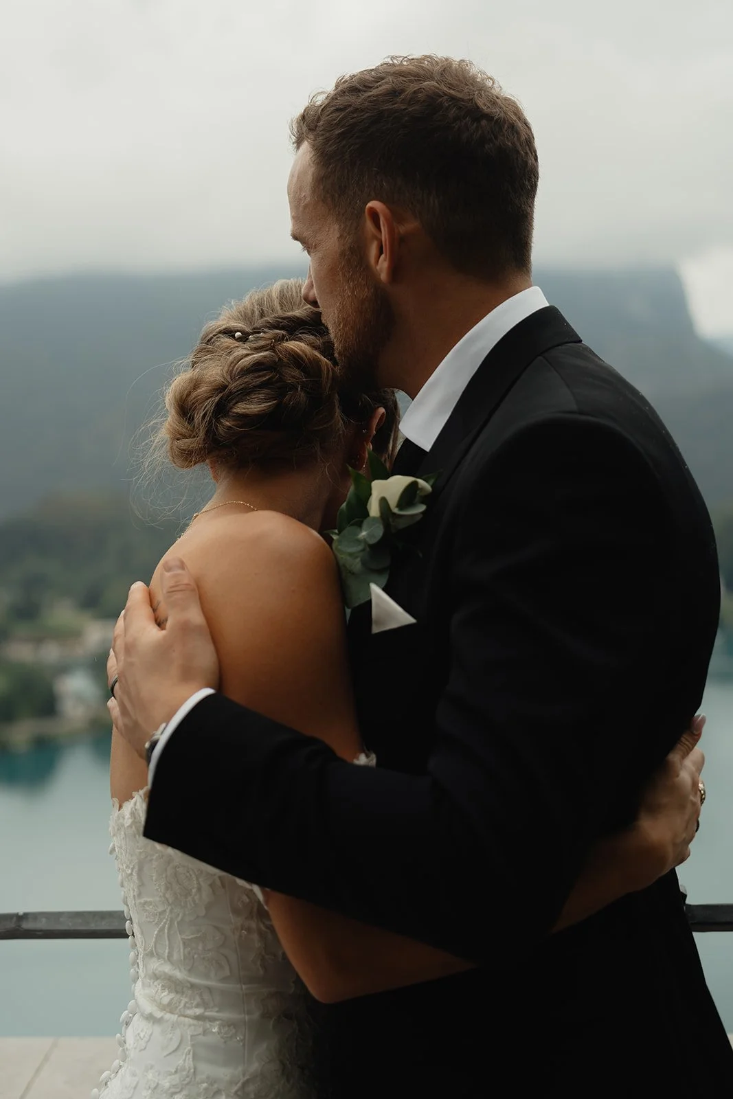 JenaLuke_Lake_Bled_elopement (205).jpg