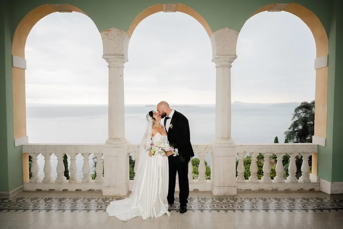 Elopement portrait of couple in Lake Garda, Italy