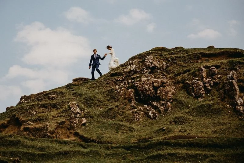 Christa-Cole-by-Liana-Mitrea-elopement-Skye-Scotland-240419-0378.jpg