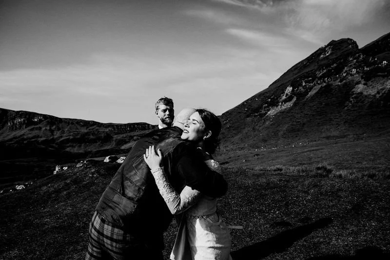 Christa-Cole-by-Liana-Mitrea-elopement-Skye-Scotland-240419-BW-0150.jpg