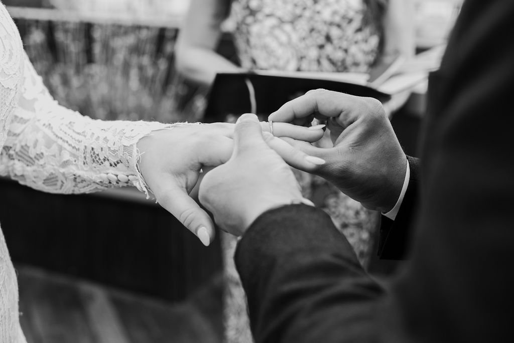 elopement-barcelona-intimate-ceremony50.jpg