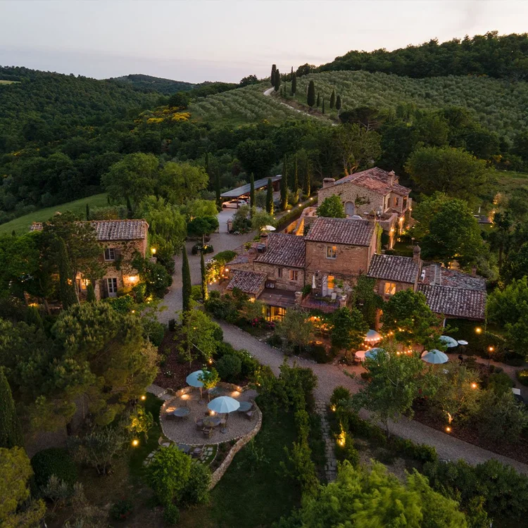 Elope in Tuscany