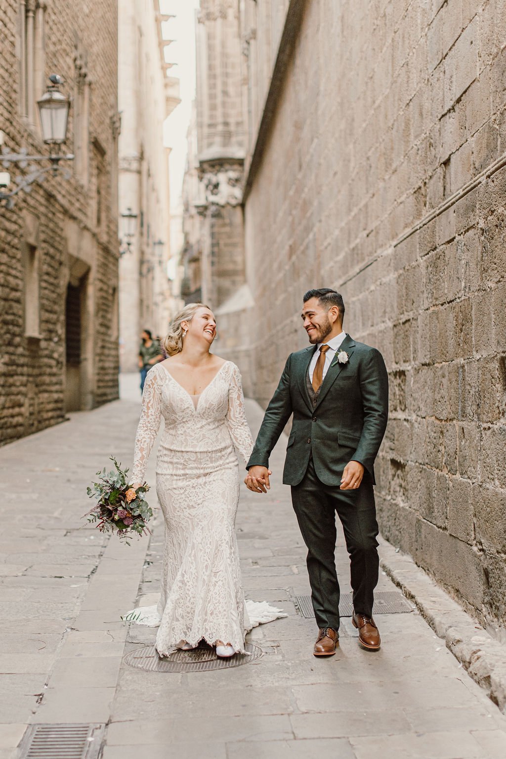 elopement-barcelona-intimate-ceremony96.jpg