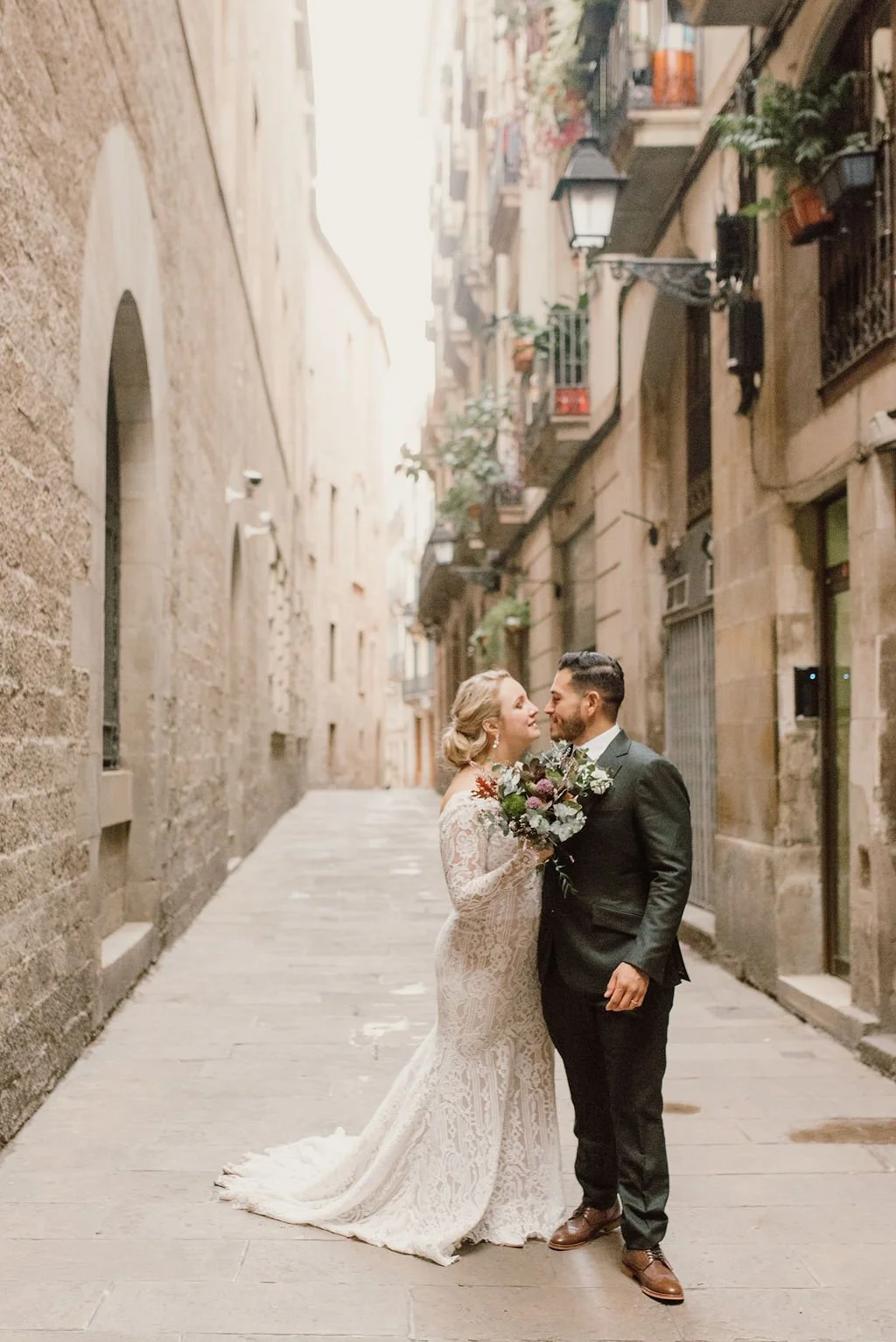 elopement-barcelona-intimate-ceremony133.jpg