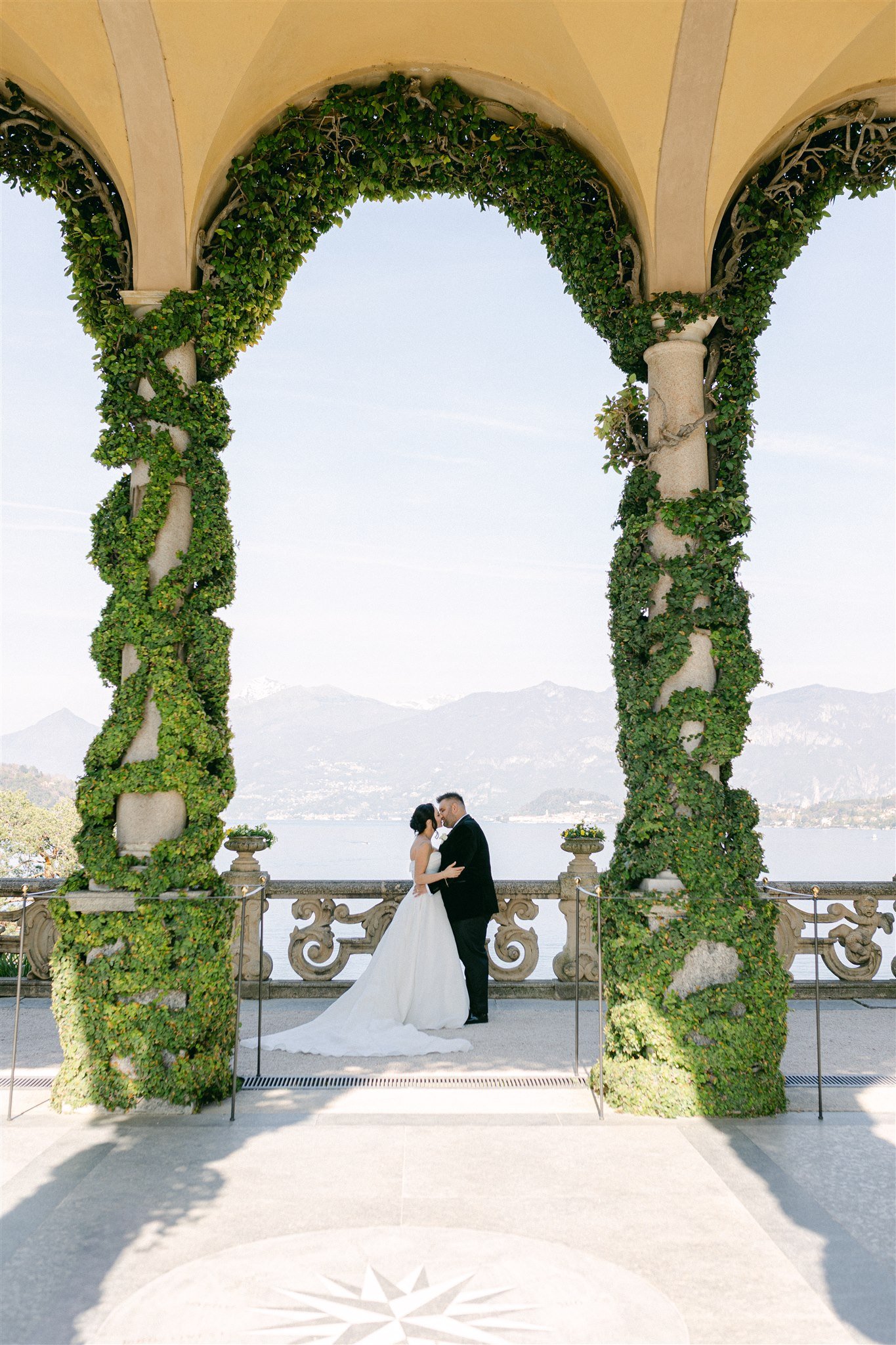 RebeccaChris-VillaBalbianelloWedding_0225.jpg