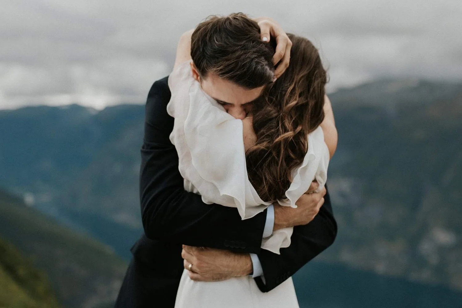 elopement in norway - europe