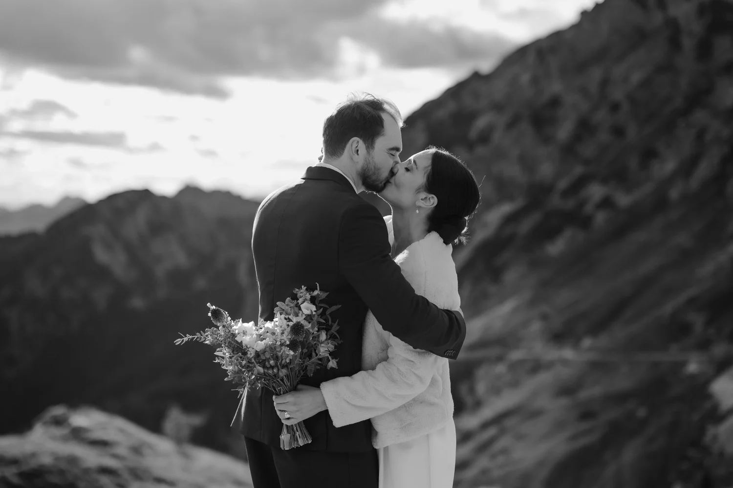 Emma & Connor Elopement 2025-198.jpg
