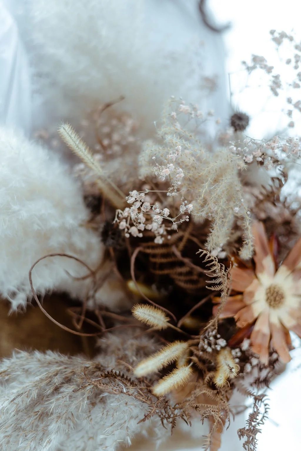 Intimate-wedding-dolomites-italy-mountain-elopement31.jpg