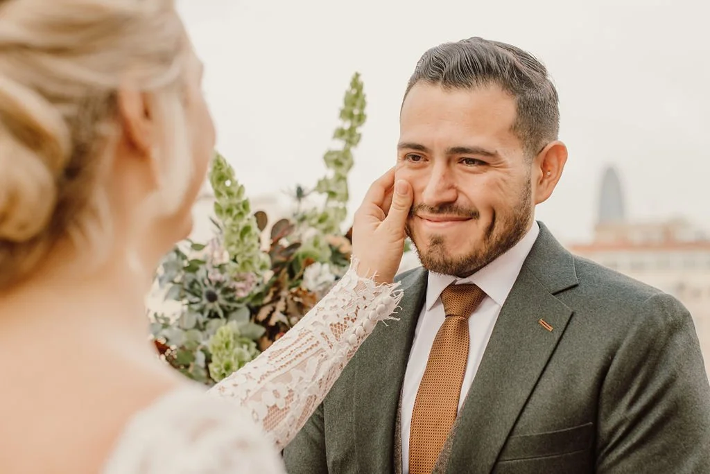 elopement-barcelona-intimate-ceremony38.jpg