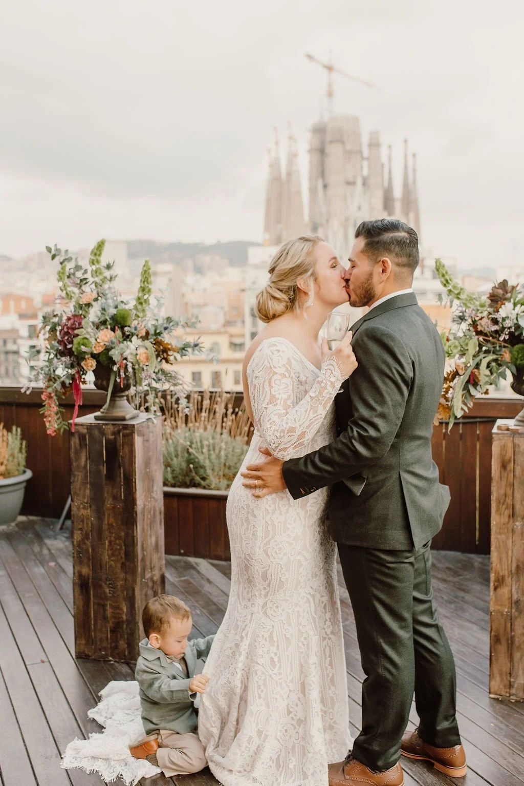 elopement-barcelona-intimate-ceremony63.jpg