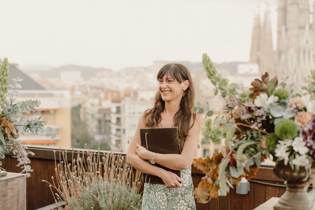 elopement-barcelona-intimate-ceremony25.jpg