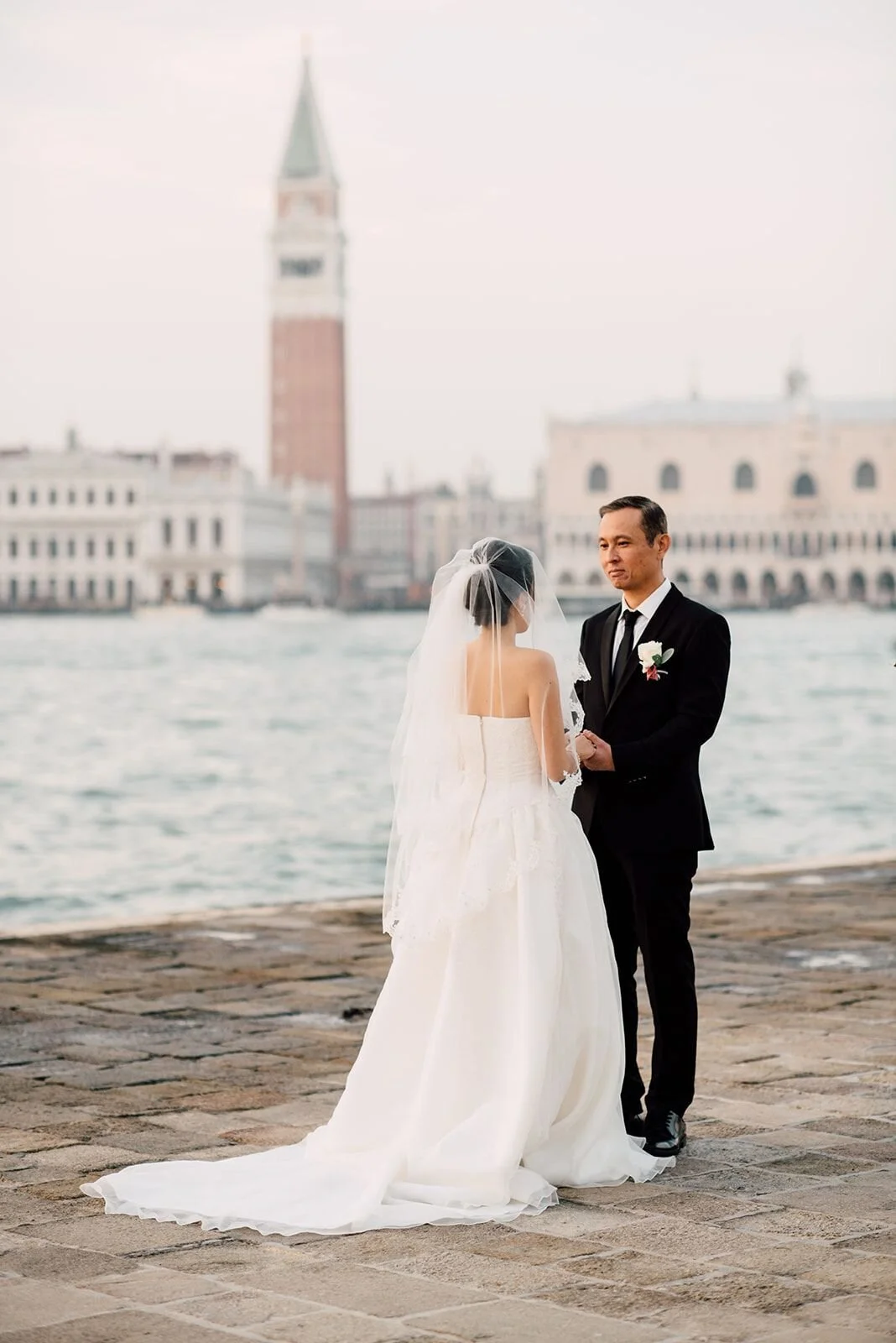 venice-elopement-ceremony-planning-destination-wedding-in-italy19.jpeg