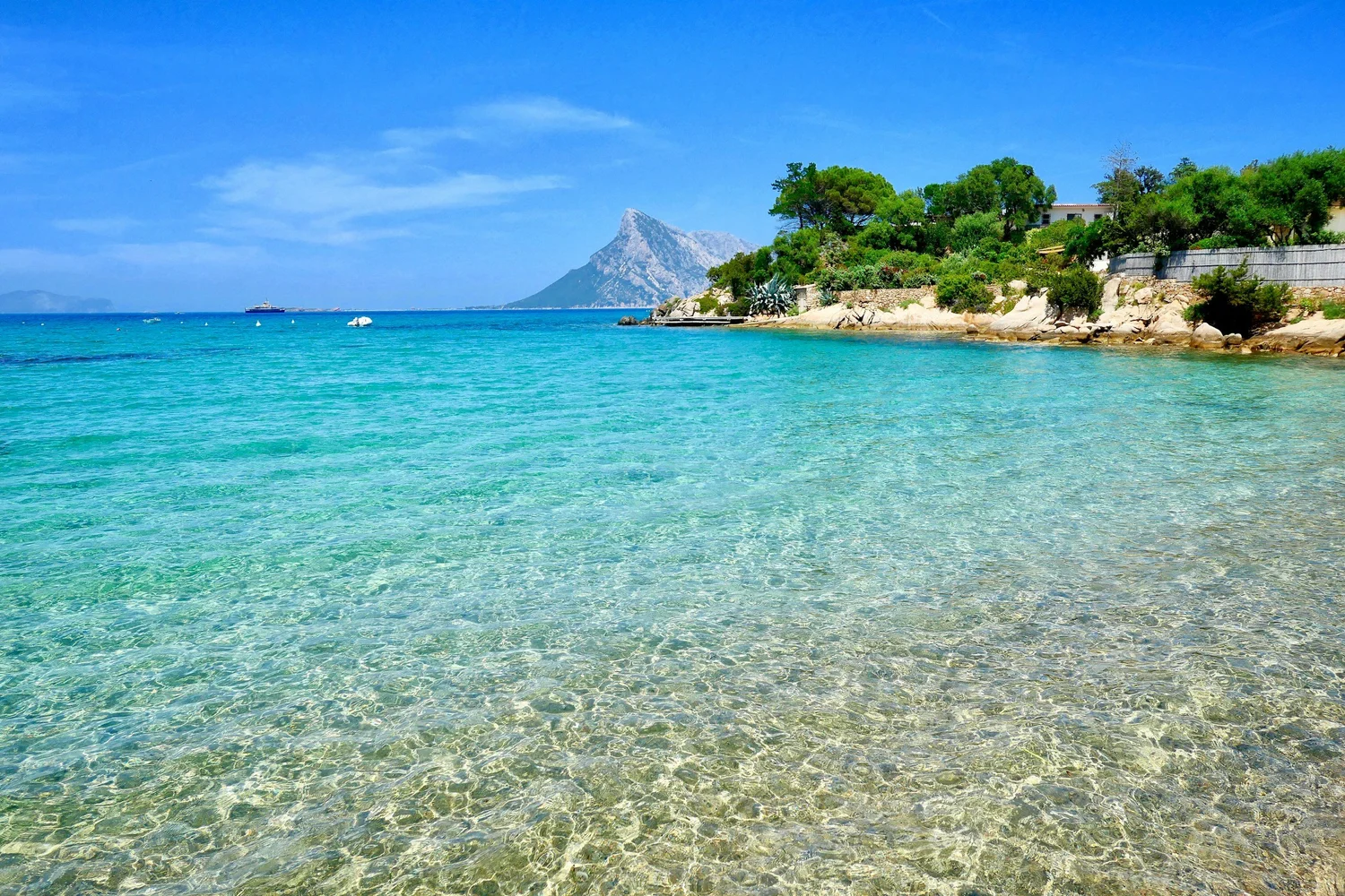 eloping in sardinia
