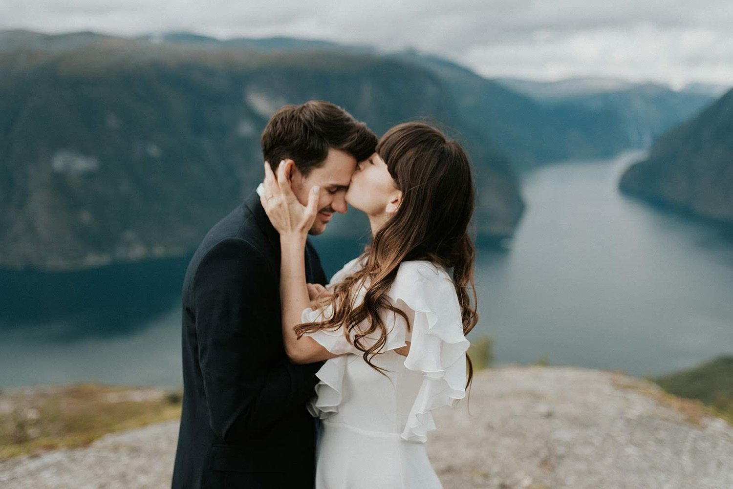 adventurous-norway-elopement-wedding-photographer-41.jpg