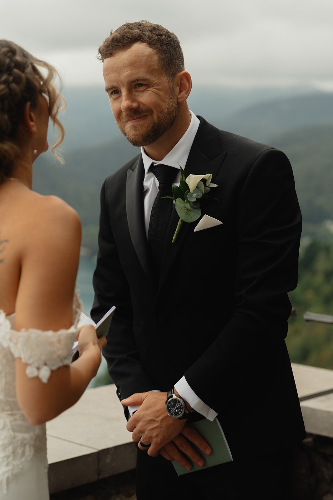 JenaLuke_Lake_Bled_elopement (220).jpg