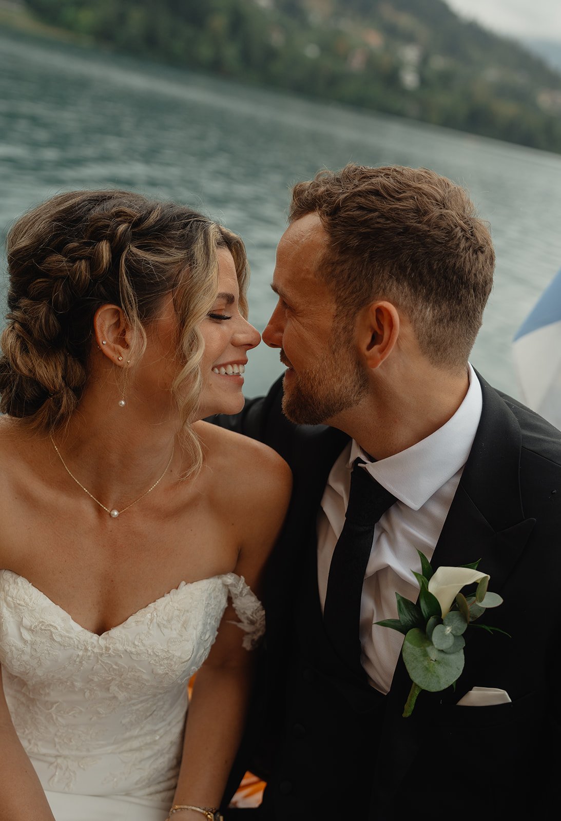 JenaLuke_Lake_Bled_elopement (320).jpg