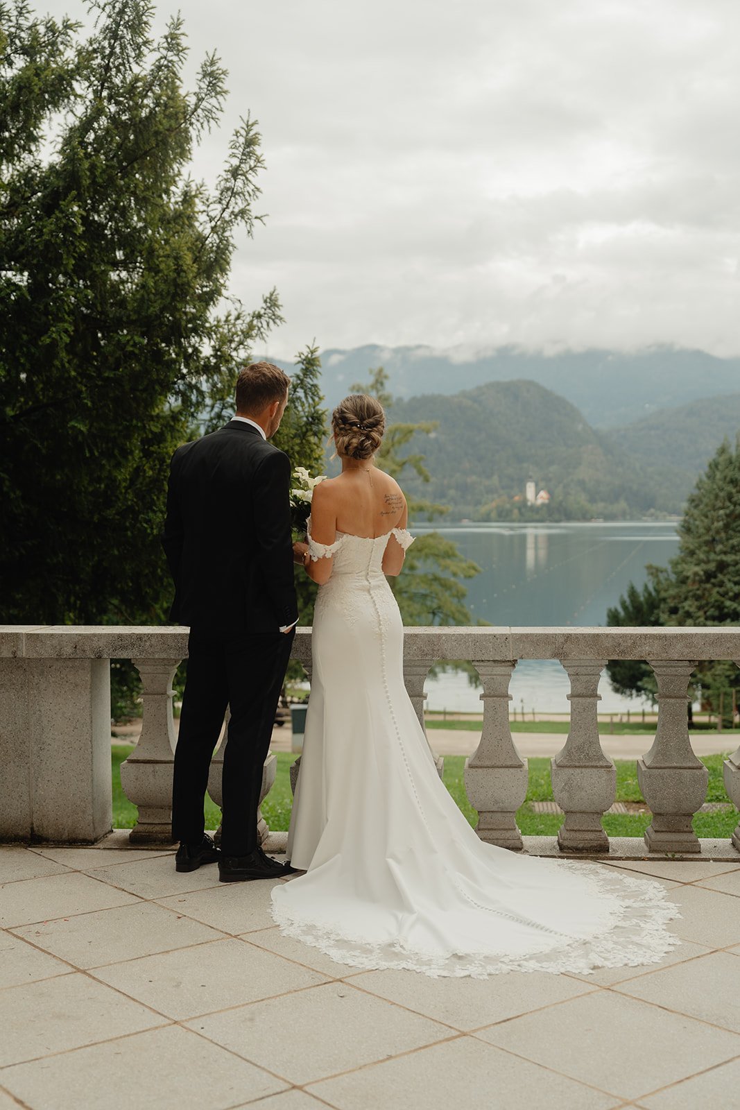 JenaLuke_Lake_Bled_elopement (92).jpg