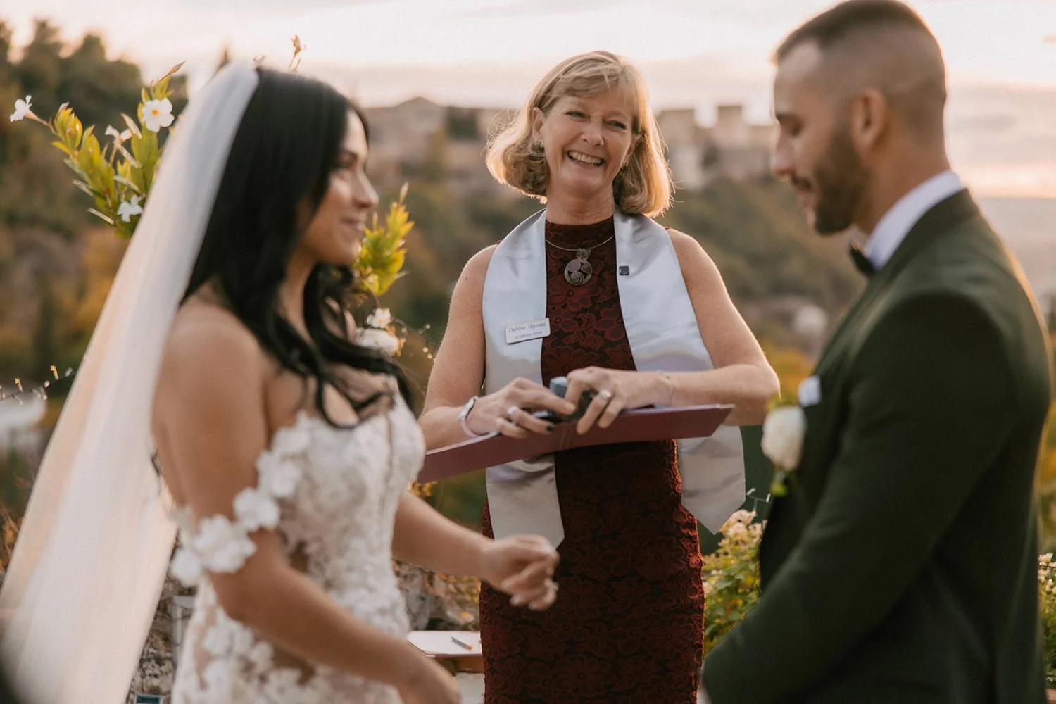 9 Great Reasons for Hiring an Elopement Wedding Planner