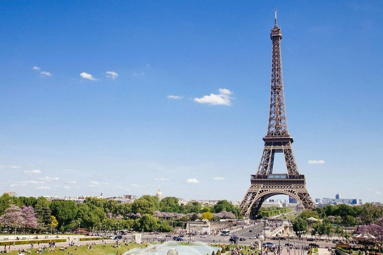elopement packages in paris, france