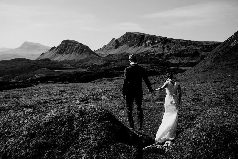 Christa-Cole-by-Liana-Mitrea-elopement-Skye-Scotland-240419-BW-0201.jpg