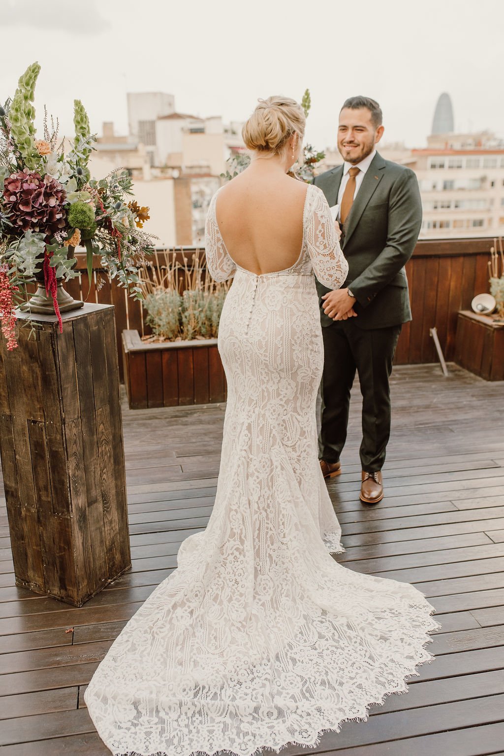 elopement-barcelona-intimate-ceremony35.jpg