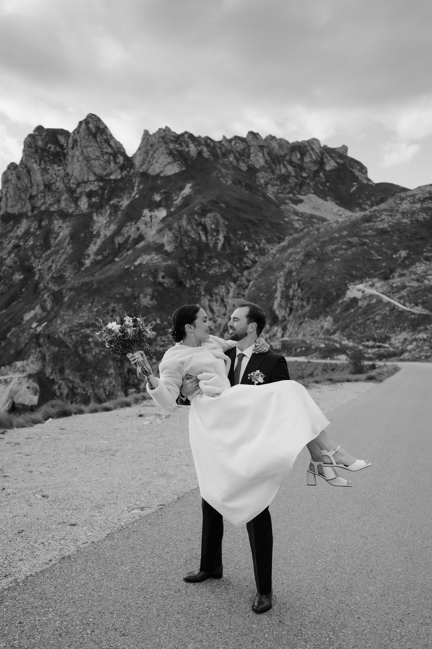 Emma & Connor Elopement 2025-191.jpg
