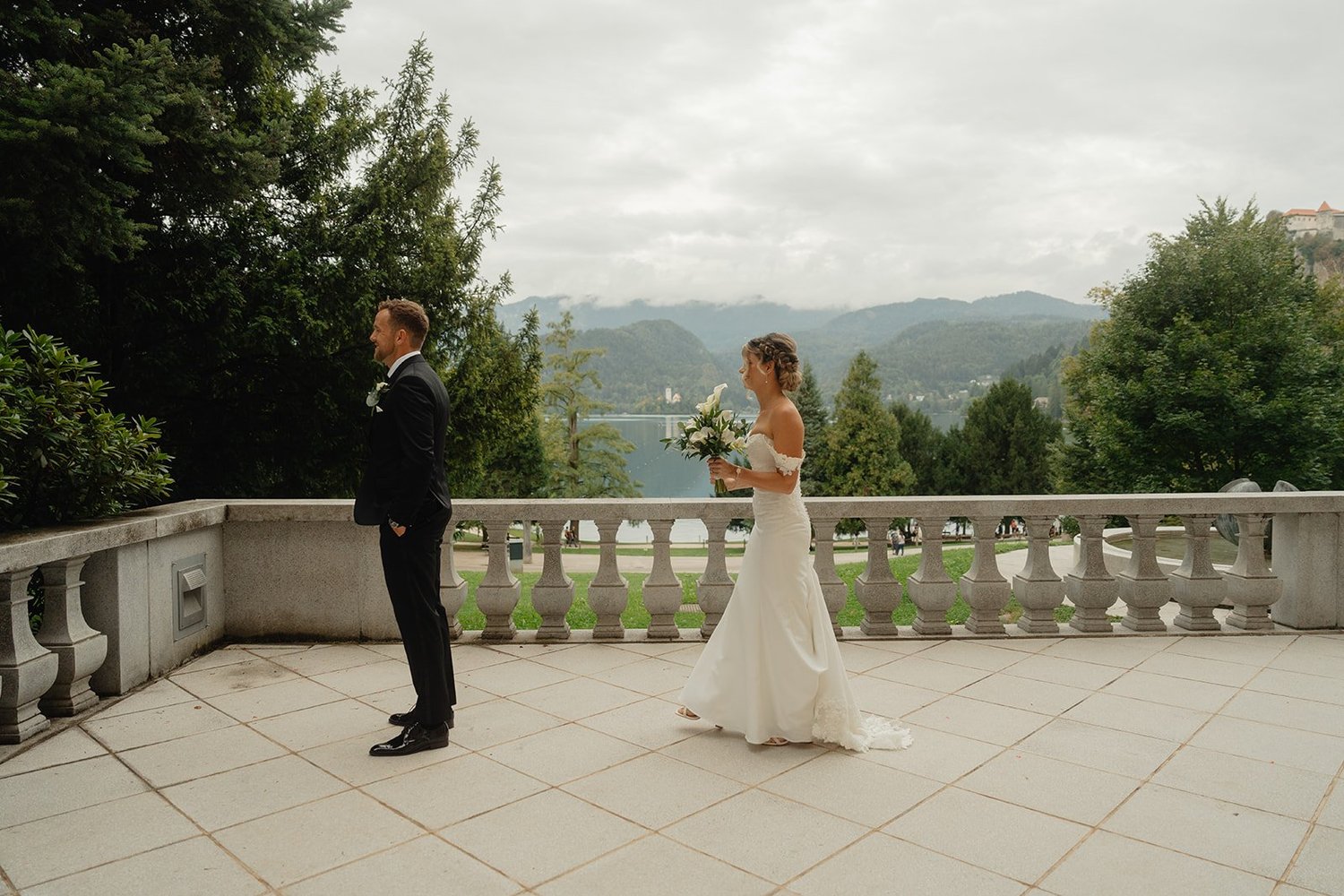JenaLuke_Lake_Bled_elopement (76).jpg