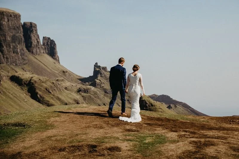 Christa-Cole-by-Liana-Mitrea-elopement-Skye-Scotland-240419-0275.jpg
