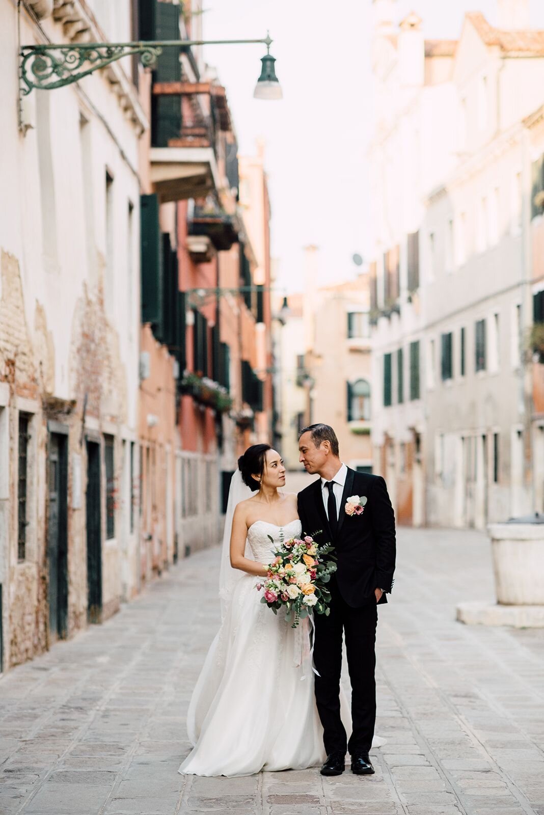 venice-elopement-ceremony-planning-destination-wedding-in-italy9.jpeg