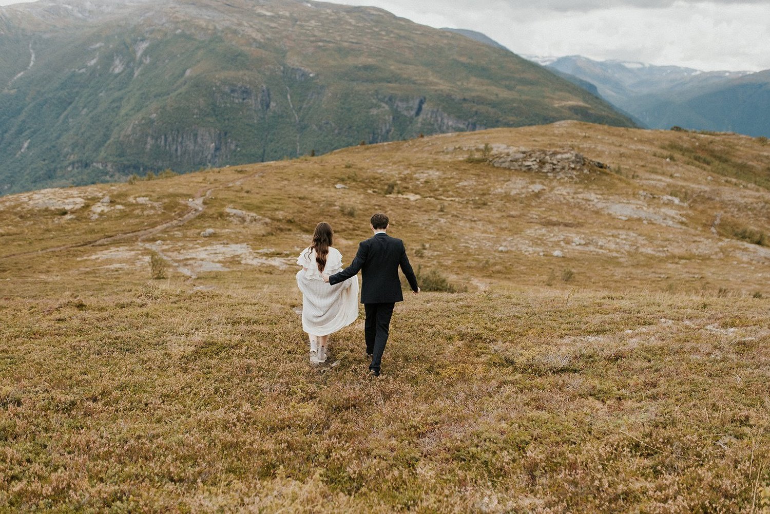 elopement in norway - europe