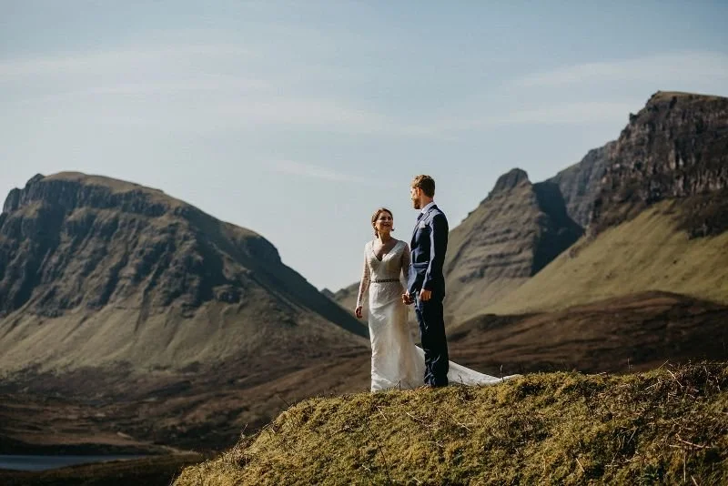 Christa-Cole-by-Liana-Mitrea-elopement-Skye-Scotland-240419-0220.jpg