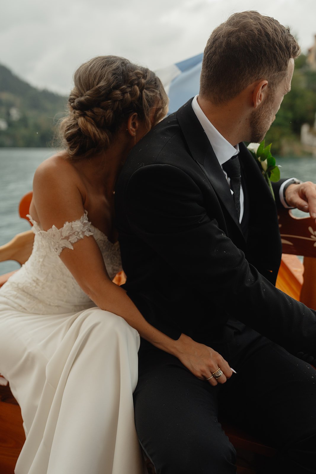 JenaLuke_Lake_Bled_elopement (326).jpg