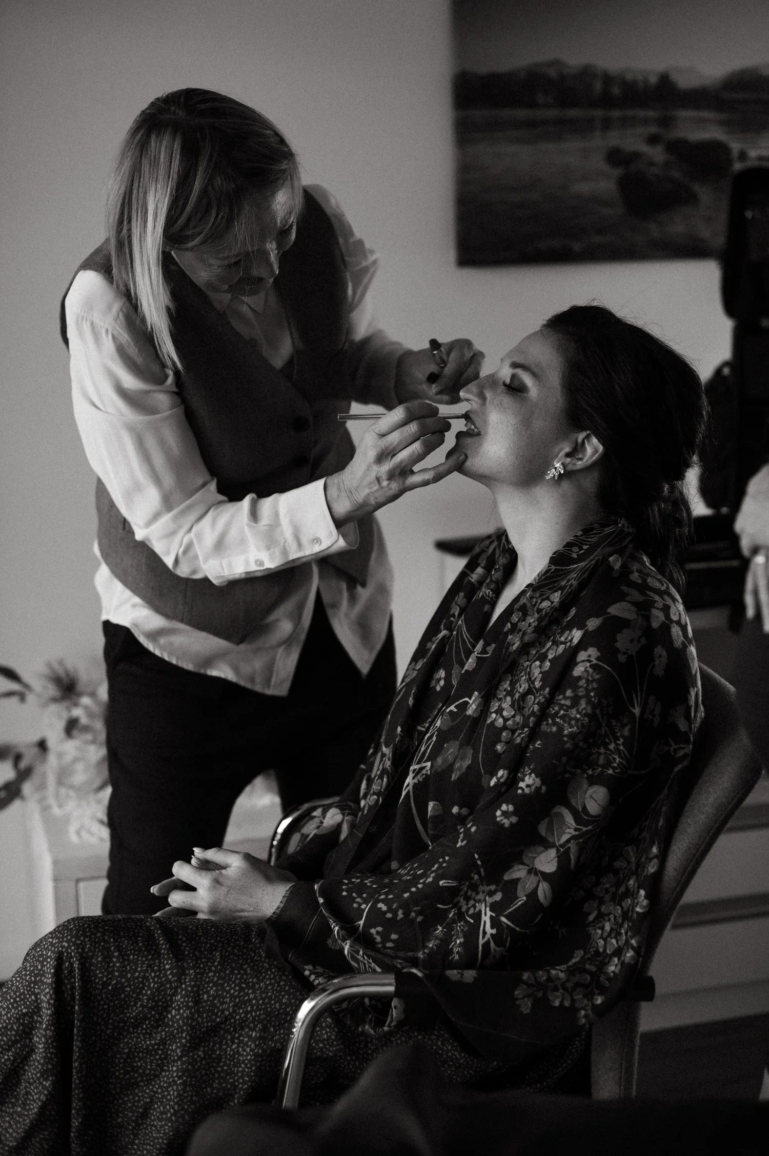 Laura_26Albert_Getting Ready-65.jpg